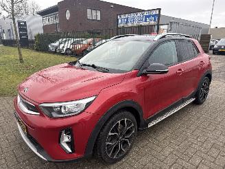 Unfallwagen Kia Stonic 1.0 T-GDI MHEV DYNAMIC PLUSLINE BOUWJAAR 2020  9750 EURO 2020/10