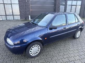 krockskadad bil auto Ford Fiesta 1.3-16V FORZA 5 DEURS 74510 KM  VASTE PRIJS 699 EURO 1998/8