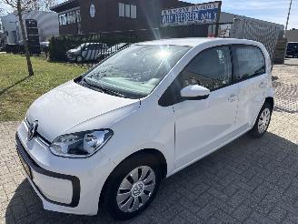 skadebil auto Volkswagen Up! 1.0 UP! LICHTE SCHADE! 2e EIGENAAR BOUWJAAR 2019  5850 EURO 2019/5