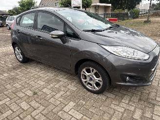Vaurioauto  passenger cars Ford Fiesta 1.0 ULTIMATE 78566 KM NAP BOUWJAAR 2017 RIJDBAAR 4850 EURO 2017/4