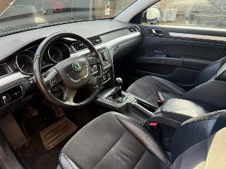 Skoda Superb 1.6 TDI NAVI CRUISE STOELVERWARMING PDC TREKHAAK picture 18