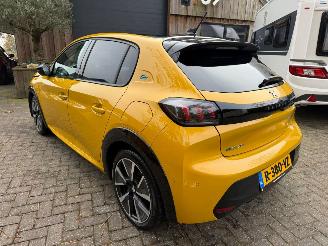 krockskadad bil auto Peugeot 208 EV GT PACK 50KWH 2022/5