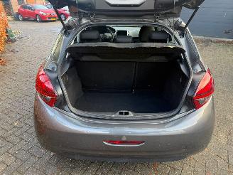 Peugeot 208 1.2 Bleu Lion Airco Navi Nap 5Drs Nieuw Riem picture 11