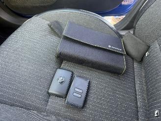 Renault Clio 1.0 Intens navi pdc picture 30