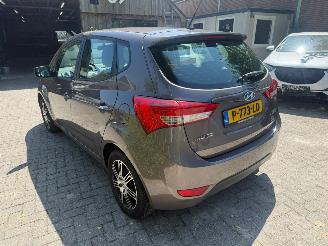 škoda osobní automobily Hyundai Ix20 1.4 AIRCO STOELVERWARMING SPORTVELGEN 2012/2