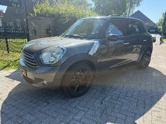 Voiture accidenté Mini Cooper COUNTRYMAN 1.6 COOPER AIRCO LEER 2011/9