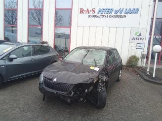Vrakbiler auto Skoda Fabia Fabia III (NJ3), Hatchback 5-drs, 2014 / 2021 1.4 TDI 12V 90 2015/3