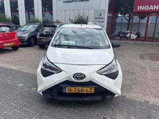 Dezmembrări autoturisme Toyota Aygo Aygo (B40), Hatchback, 2014 1.0 12V VVT-i 2021/12