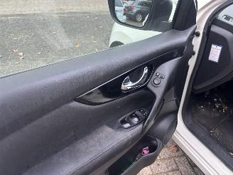Nissan Qashqai 1.2 CONNECT picture 16