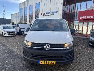 skadebil bedrijf Volkswagen Transporter 2.0 TDI L1H1 Comf. 2019/7