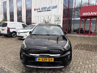 damaged passenger cars Kia Niro HEV DYNAMICLINE 1.6 77KW 2020/4