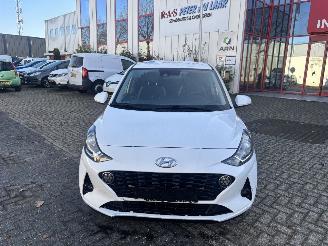 Schadeauto Hyundai I-10 Comfort 2022/1