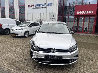 Schadeauto Volkswagen Golf Sportsvan 1.5 TSI COMFORTLINE 2019/7