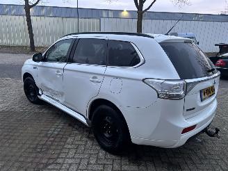 Mitsubishi Outlander 2.0 PHEV INSTYLE+ picture 4