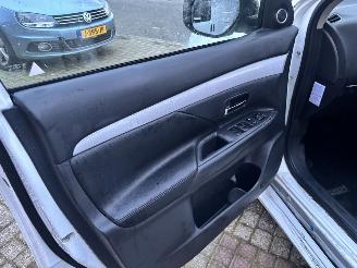 Mitsubishi Outlander 2.0 PHEV INSTYLE+ picture 16