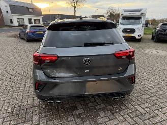 Volkswagen T-Roc R 300 R-Line 4 Motion picture 14