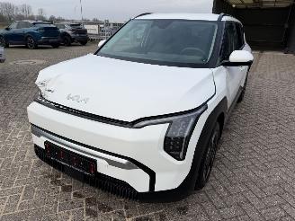 Kia EV3 Earth  Battery 81 Kw picture 3