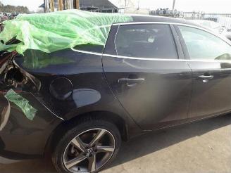 Volvo V-40 V40 (MV), Hatchback 5-drs, 2012 / 2019 1.6 T3 GTDi 16V picture 4