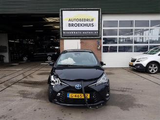 Uttjänta bilar auto Toyota Yaris Yaris III (P13), Hatchback, 2010 / 2020 1.5 16V Hybrid 2019/11