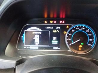 Nissan Leaf Leaf (ZE1), Hatchback, 2017 39/40kWh picture 18