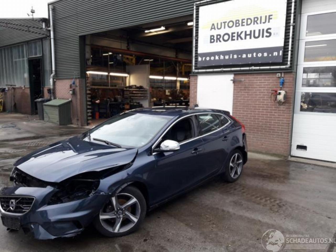 Volvo V-40 V40 (MV), Hatchback 5-drs, 2012 / 2019 1.6 D2