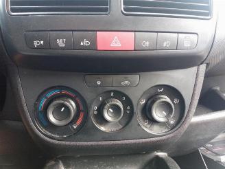 Opel Combo Combo, Van, 2012 / 2018 1.3 CDTI 16V picture 27