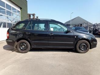 Skoda Fabia Fabia (6Y5), Combi 5-drs, 2000 / 2007 1.9 TDi picture 8