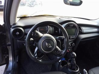 Mini Cooper Mini (F56), Hatchback 3-drs, 2013 1.5 12V Cooper picture 10