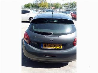 Peugeot 208 208 I (CA/CC/CK/CL), Hatchback, 2012 / 2019 1.6 Blue HDi 100 picture 6