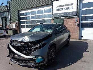 Vrakbiler auto Mercedes EQA EQA (N243), SUV, 2021 250+ 71 kWh 2022/8
