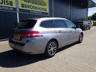 Peugeot 308 SW 1.2 PureTech Blue Lease Premium picture 7