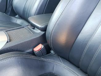 Peugeot 308 SW 1.2 PureTech Blue Lease Premium picture 24