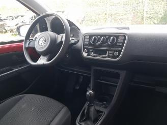 Volkswagen Up! 1.0 move up! picture 14