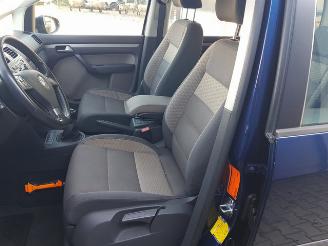 Volkswagen Touran 1.4 TSI Cross Motorschade picture 10