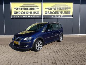 škoda osobní automobily Volkswagen Touran 1.4 TSI Cross Motorschade 2009/11
