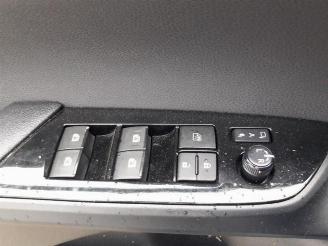 Toyota Prius Prius (ZVW5), Hatchback, 2015 / 2022 1.8 16V Hybrid picture 29