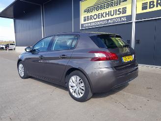 Peugeot 308 1.2 e-THP Blue Lease picture 7