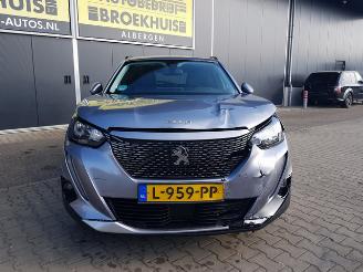 Peugeot e-2008 EV Allure Pack 50 kWh picture 3