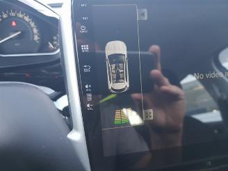 Peugeot 208 1.2 PureTech Blue Lion picture 24