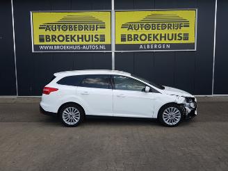 Ford Focus 1.0 Titanium picture 4