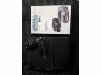 Volkswagen Transporter 2.0 TDI L2H1 30 Comfortline picture 24