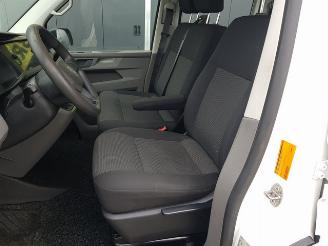 Volkswagen Transporter 2.0 TDI L2H1 30 Comfortline picture 16