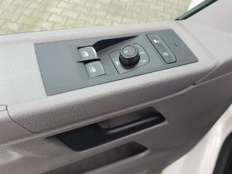 Volkswagen Transporter 2.0 TDI L2H1 30 Comfortline picture 23