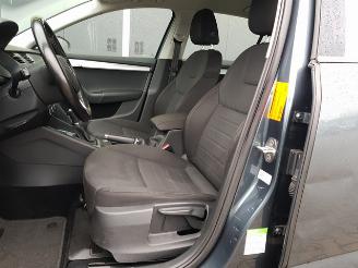 Skoda Octavia 2.0 TDI Greentech Style Business picture 12