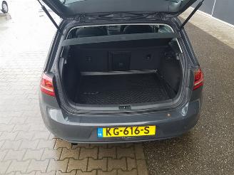 Volkswagen Golf 1.0 TSI Connected Series picture 19