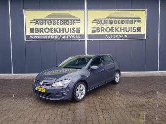 Volkswagen Golf 1.0 TSI Connected Series picture 1