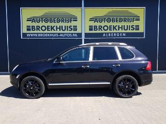 Porsche Cayenne 4.5 S picture 2