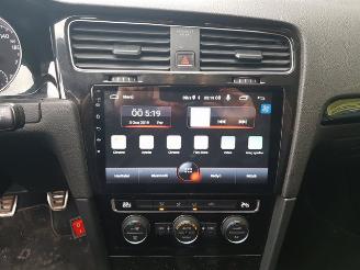 Volkswagen Golf 1.6 TDI Comfortline SOUND-Edition picture 18