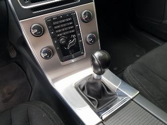 Volvo V-60 1.6 D2 Momentum picture 20