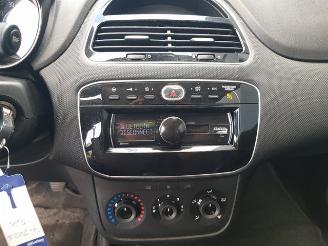 Fiat Punto Evo 0.9 TwinAir Young picture 20